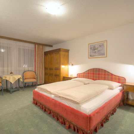 Ferienhaus Bergkristall Pettneu am Arlberg Exteriör bild