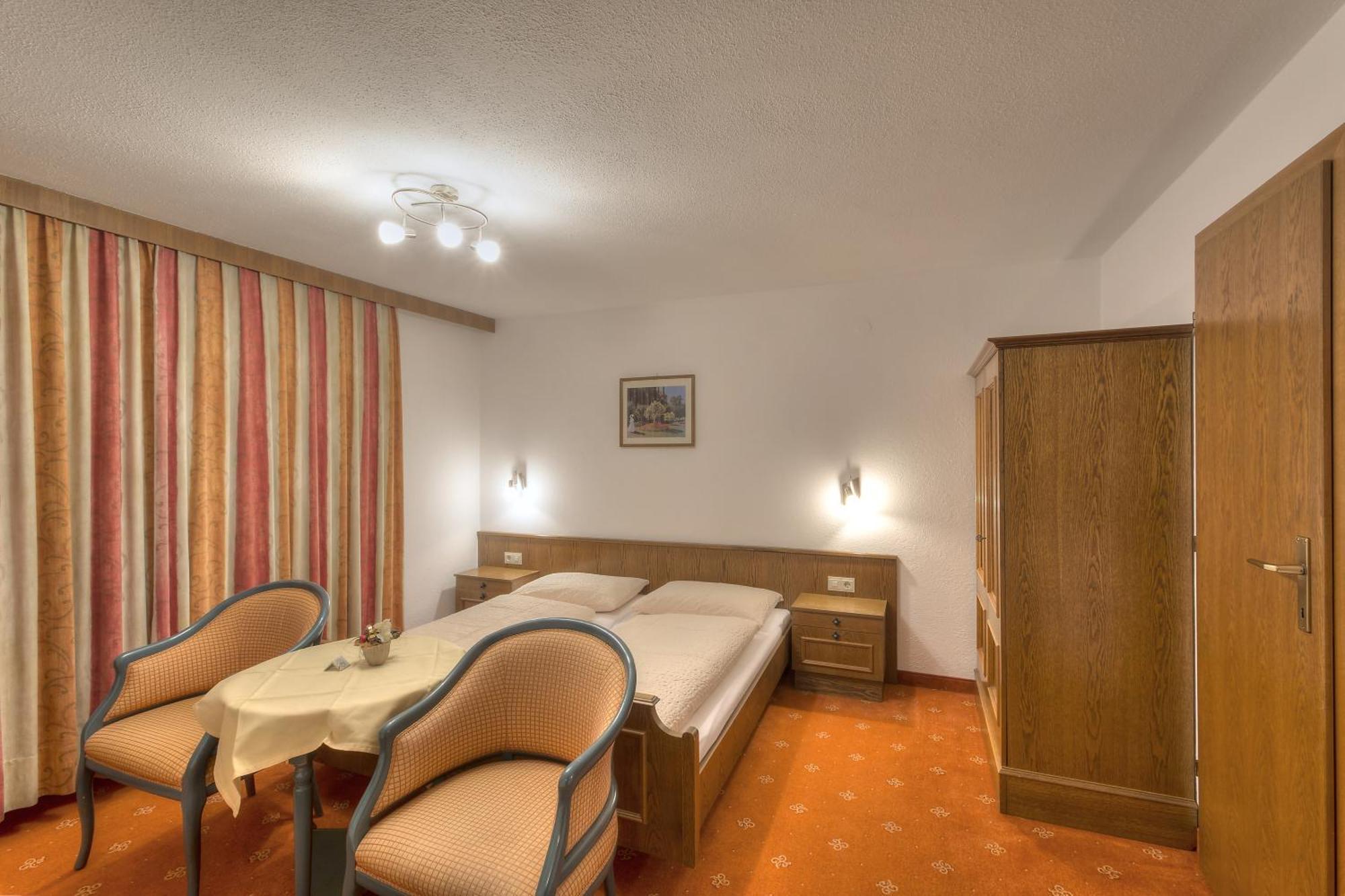 Ferienhaus Bergkristall Pettneu am Arlberg Exteriör bild
